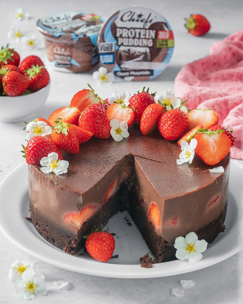 Rezept Pudding Kuchen mit Erdbeeren und Protein Pudding Choco Mountain