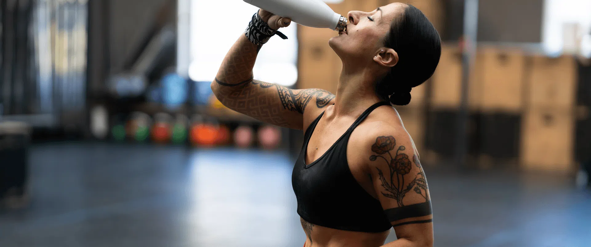 woman-drinks-water
